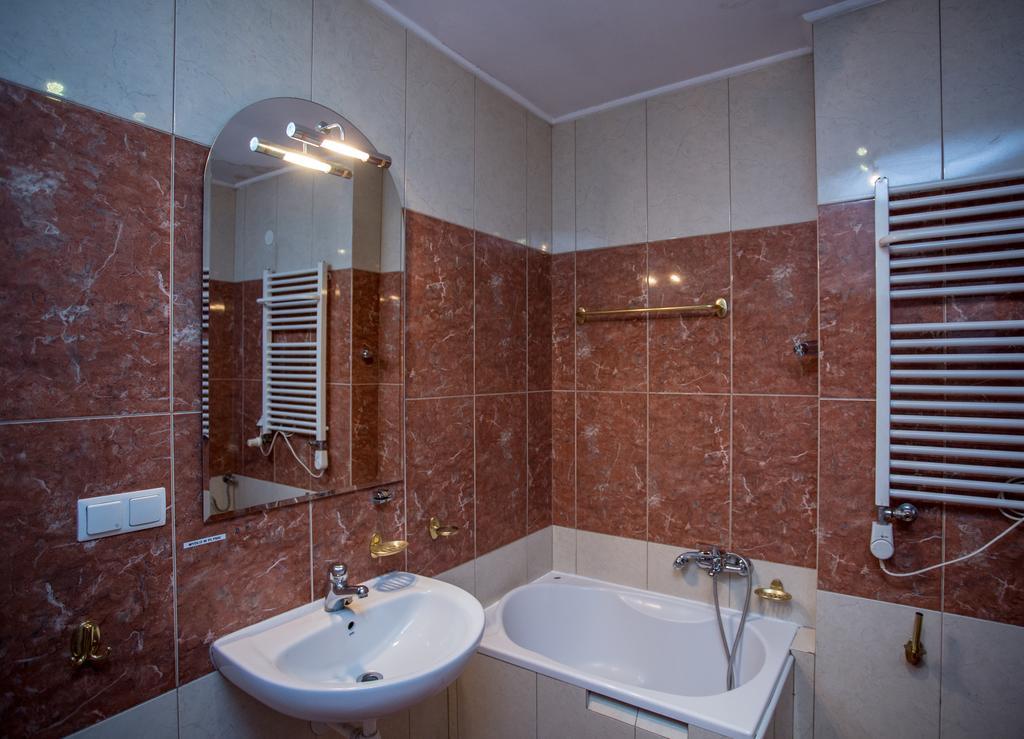 Hostel Florencja Wieliczka Kültér fotó