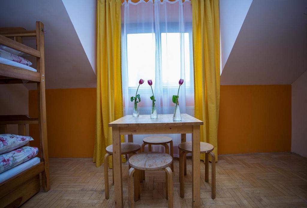 Hostel Florencja Wieliczka Szoba fotó