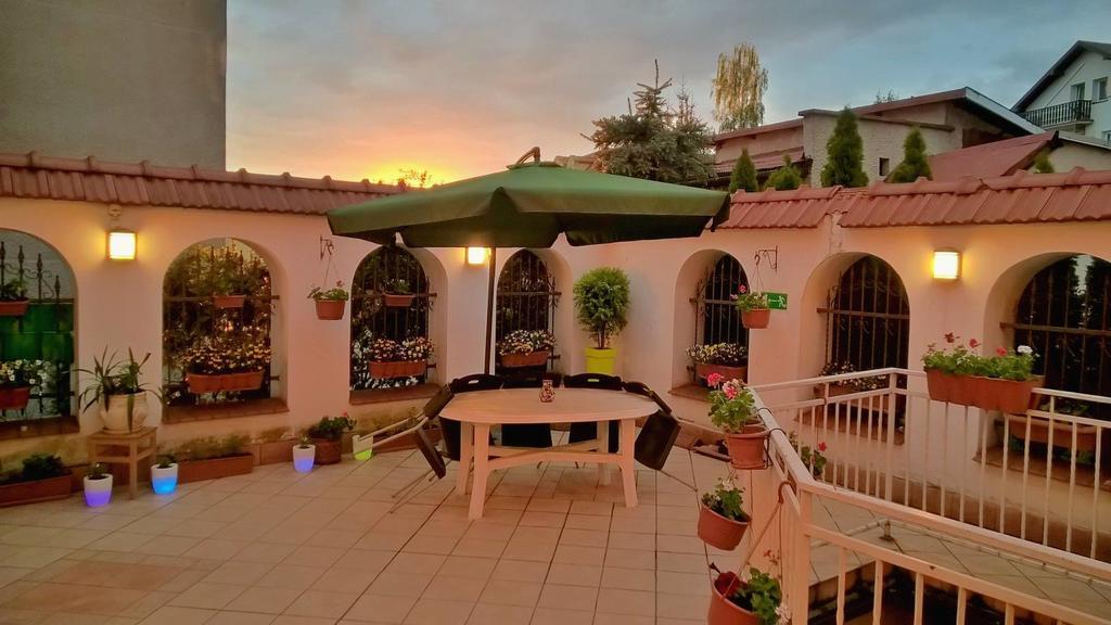 Hostel Florencja Wieliczka Kültér fotó